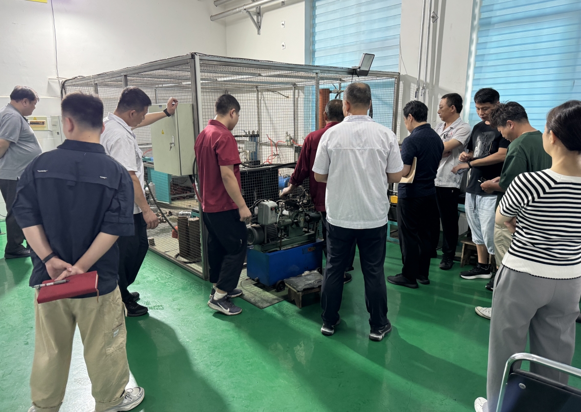 Flobal's Visit to Our Factory: A Step Towards Innovation and Quality Assurance